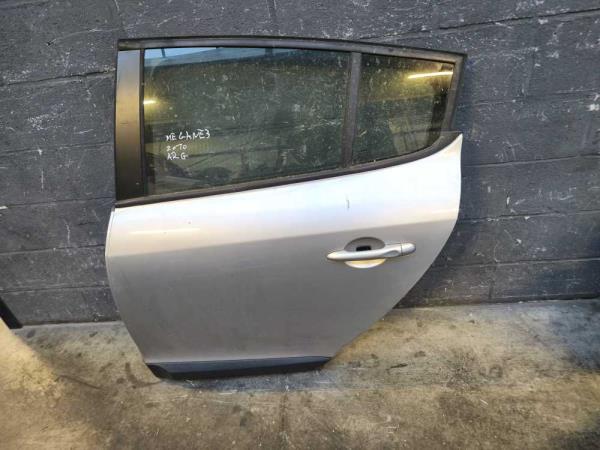 PORTE ARRIERE GAUCHE RENAULT - Vue 1